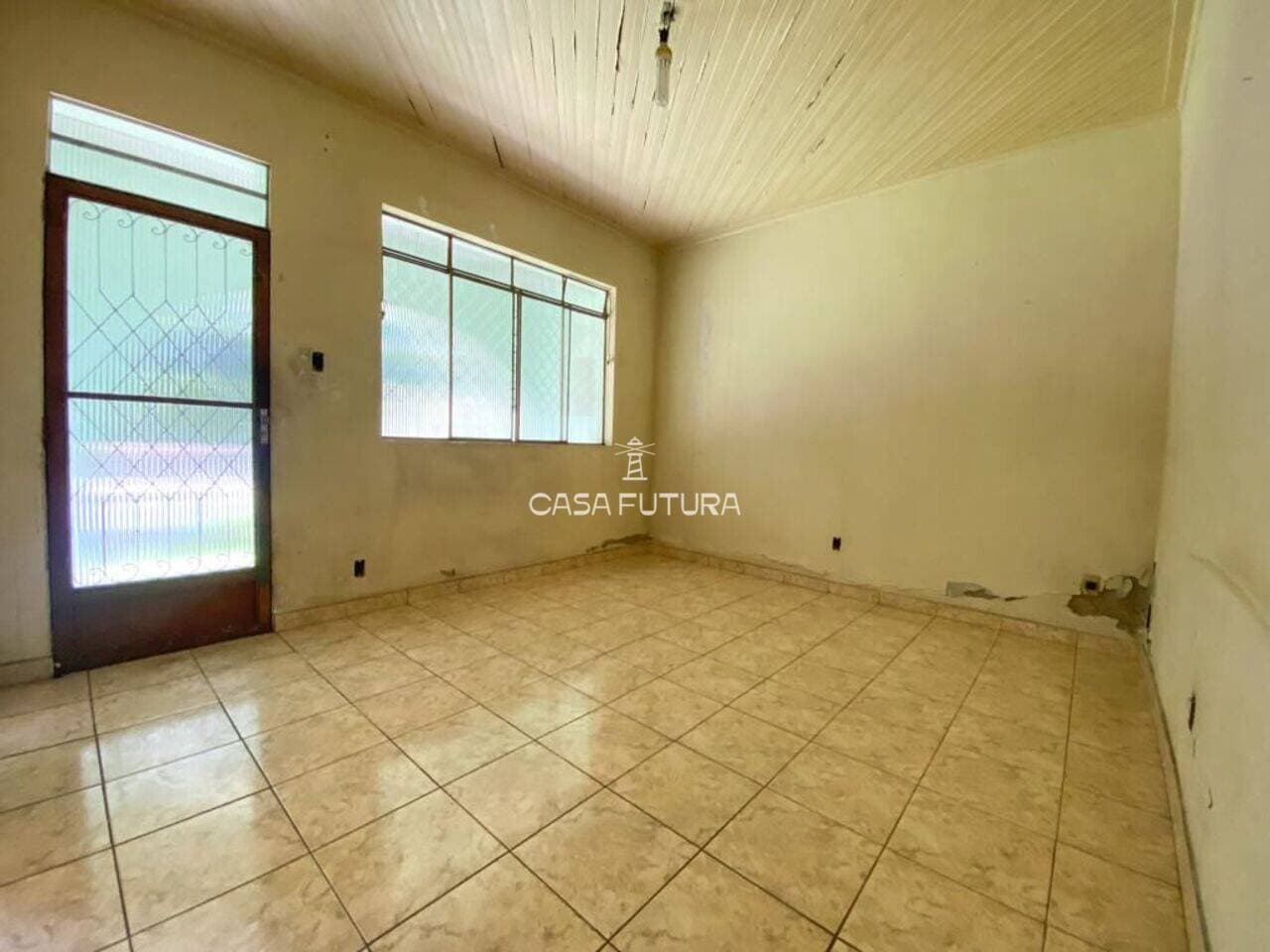 Casa com 3 quartos, 91 m²