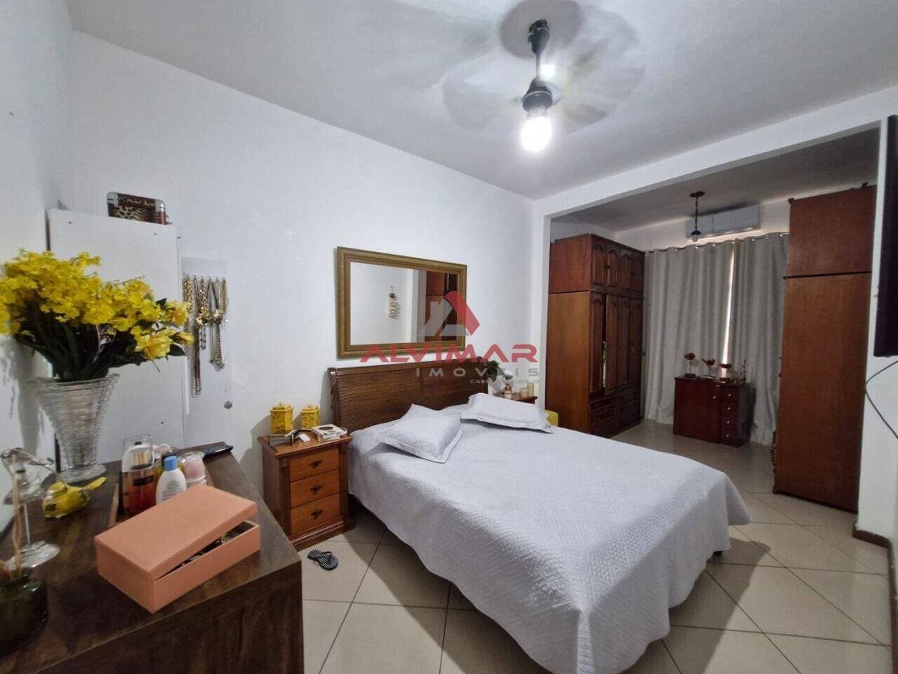 Apartamento com 3 quartos, 145 m² - foto 4