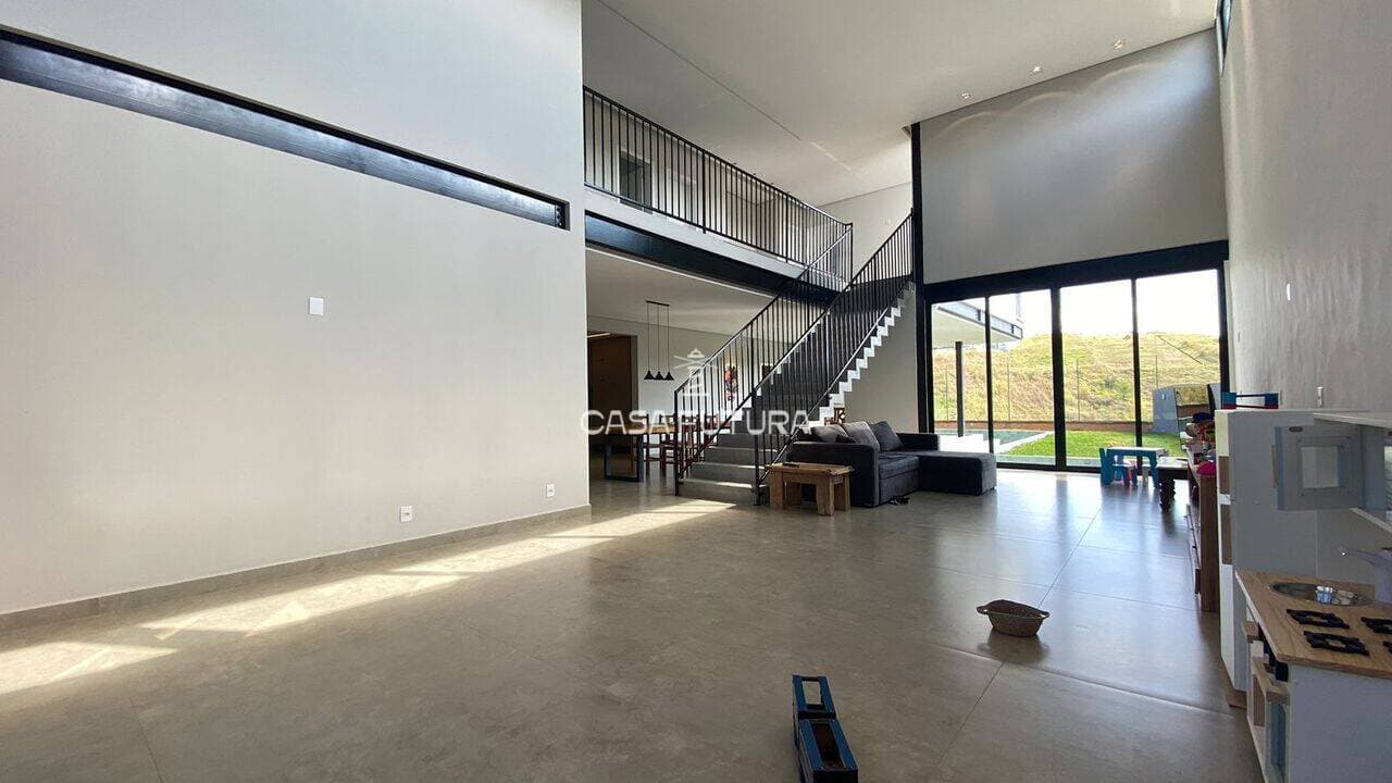 Casa com 4 quartos, 400 m² - foto 6