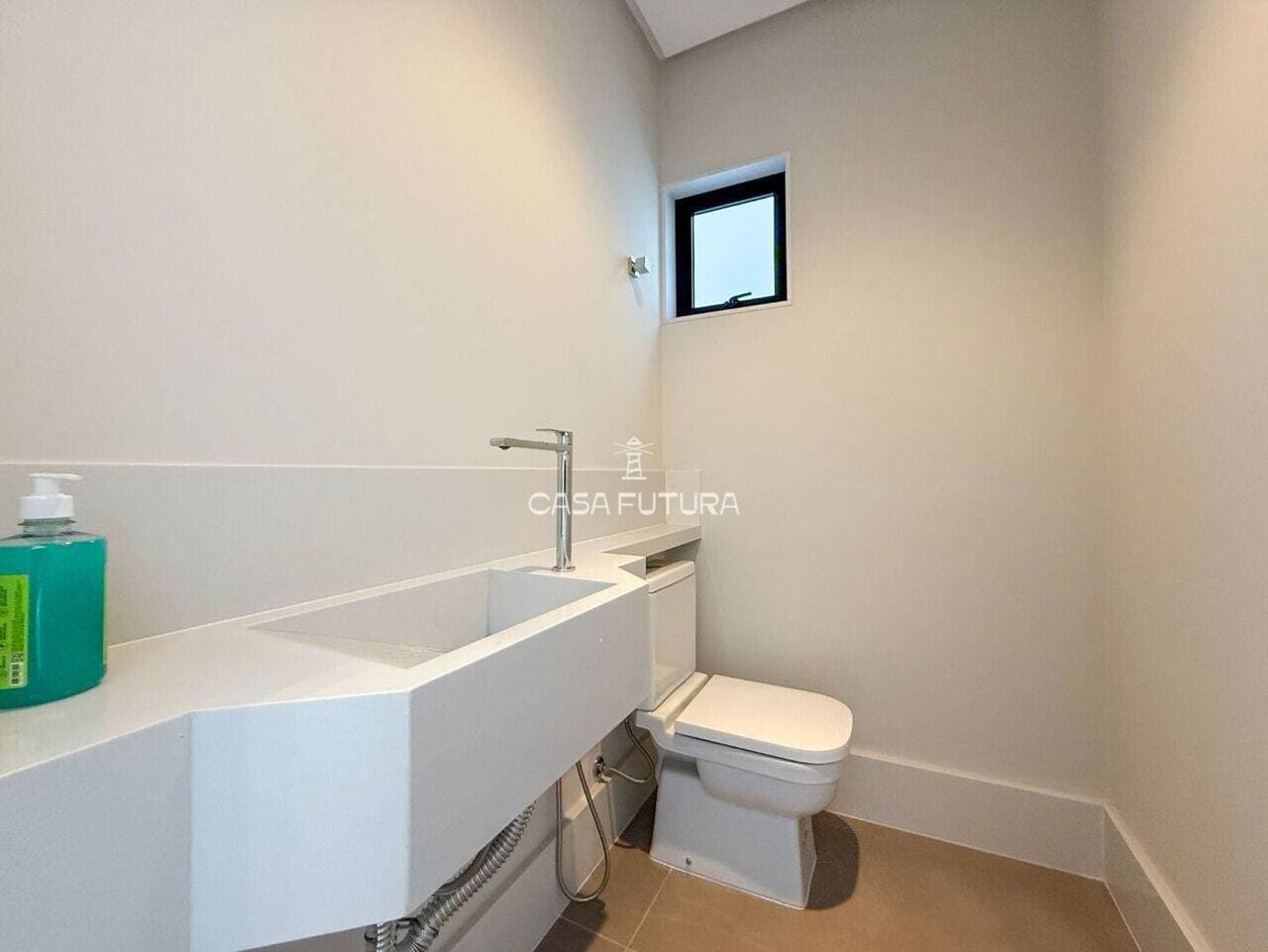 Casa com 3 quartos, 220 m² - foto 7