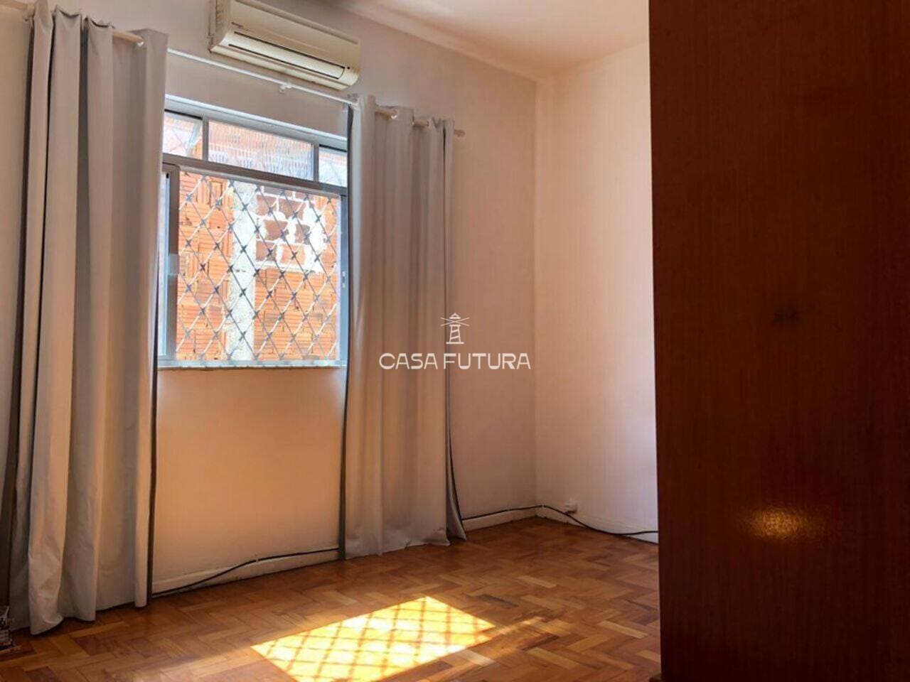 Casa com 3 quartos, 390 m² - foto 4