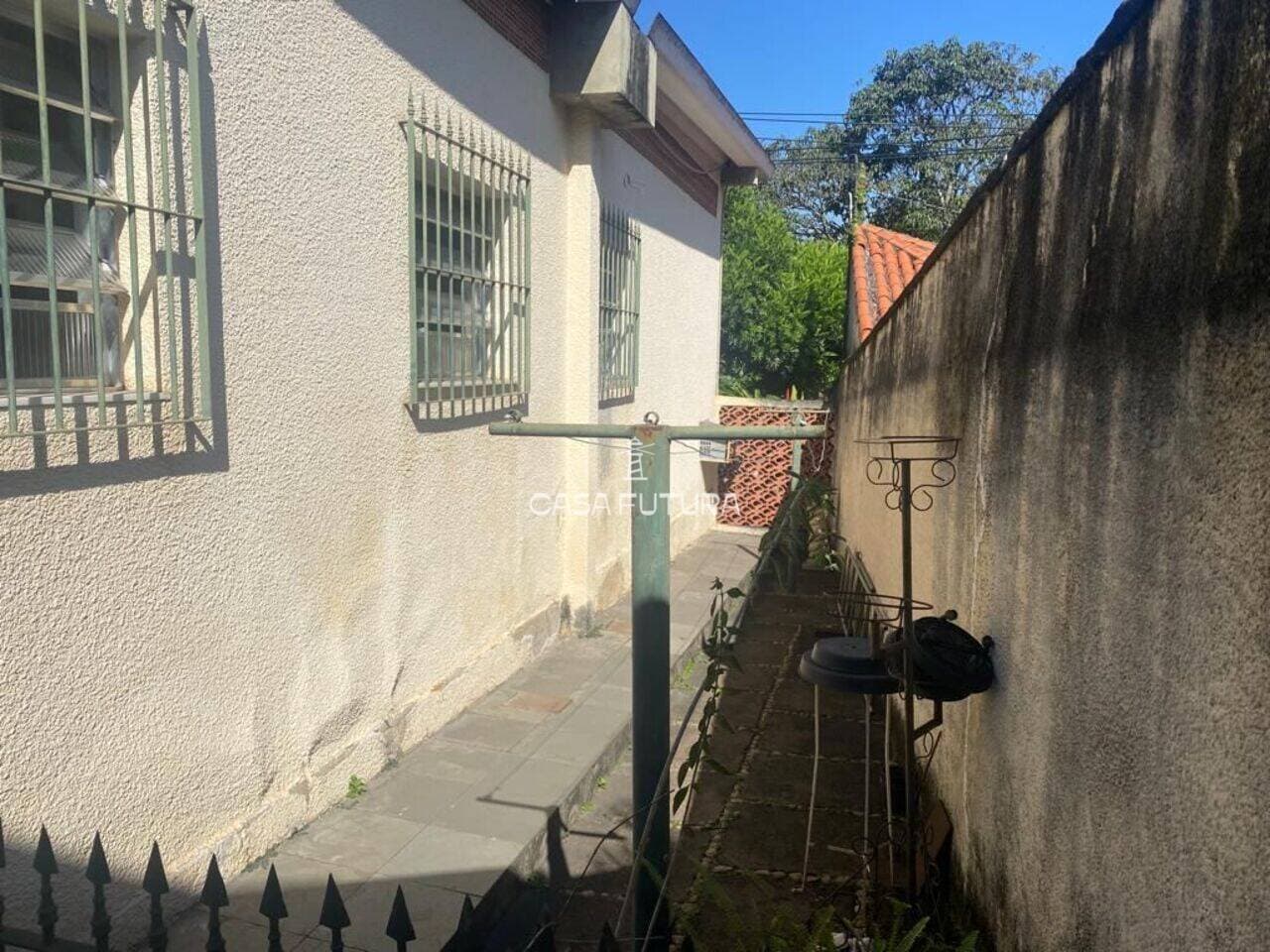 Casa com 3 quartos, 255 m² - foto 6