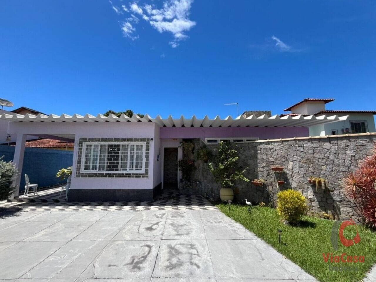 Casa em Rio de Janeiro - Extensão do Bosque - Rio das Ostras/RJ