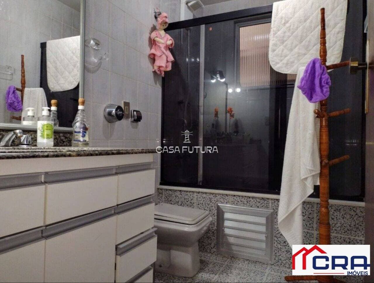 Apartamento com 3 quartos, 140 m² - foto 5