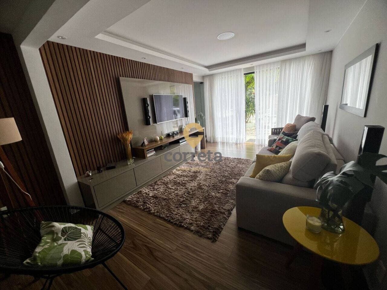 Casa em Parque Dom João VI - Nova Friburgo/RJ