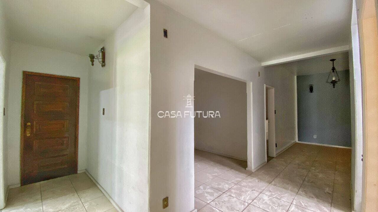 Casa com 4 quartos, 420 m² - foto 4