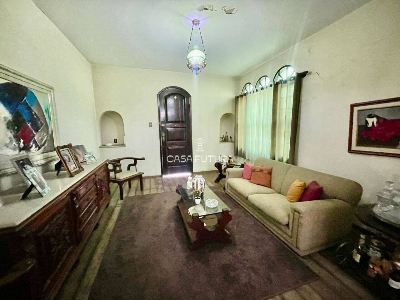 Casa com 3 quartos, 330 m² - foto 3