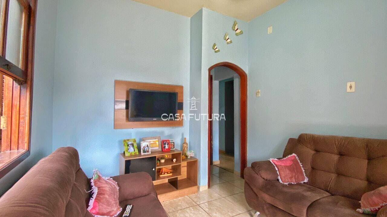 Casa com 3 quartos, 248 m² - foto 3