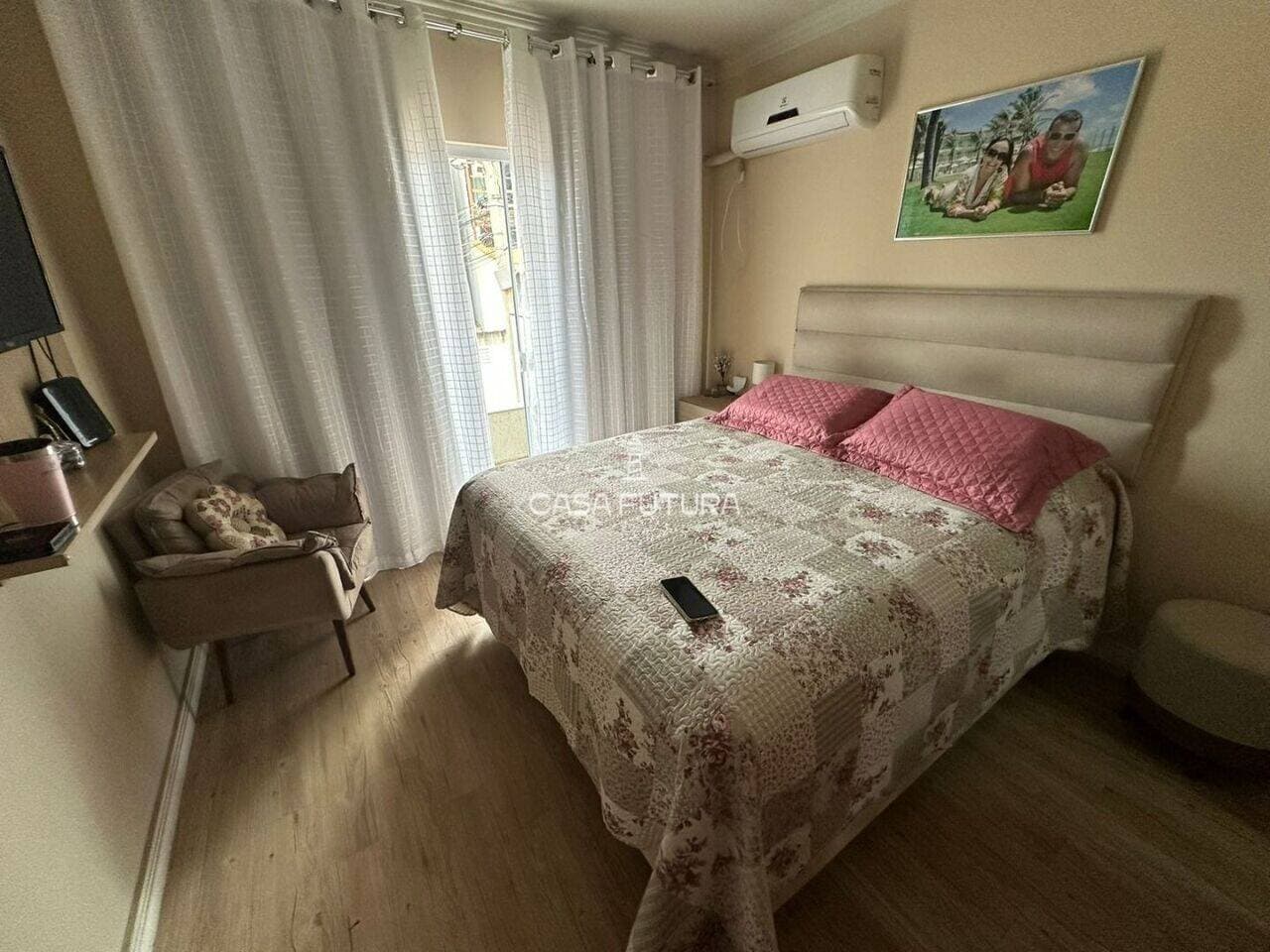 Casa com 3 quartos, 200 m² - foto 9