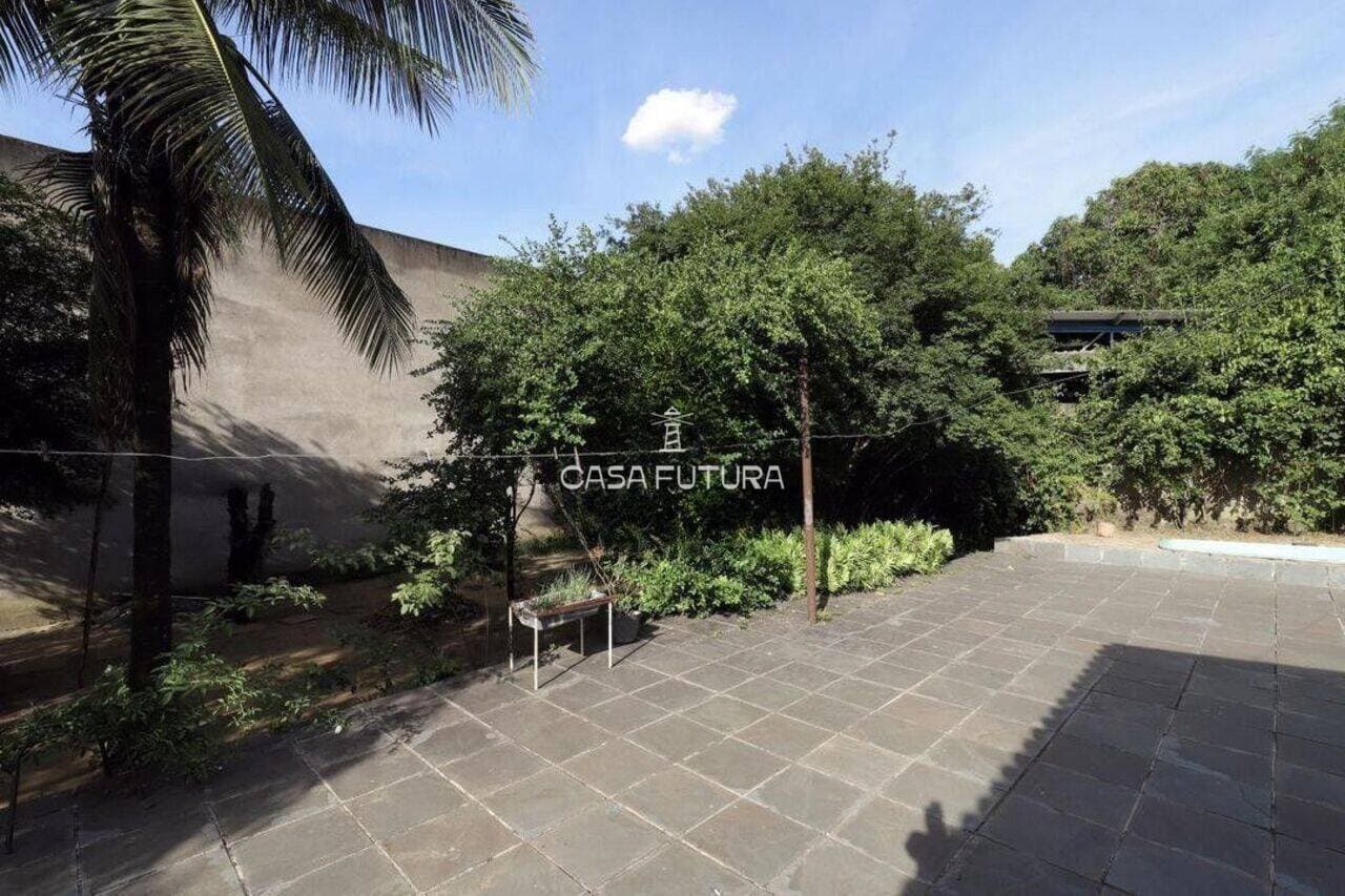 Casa com 4 quartos, 143 m² - foto 4