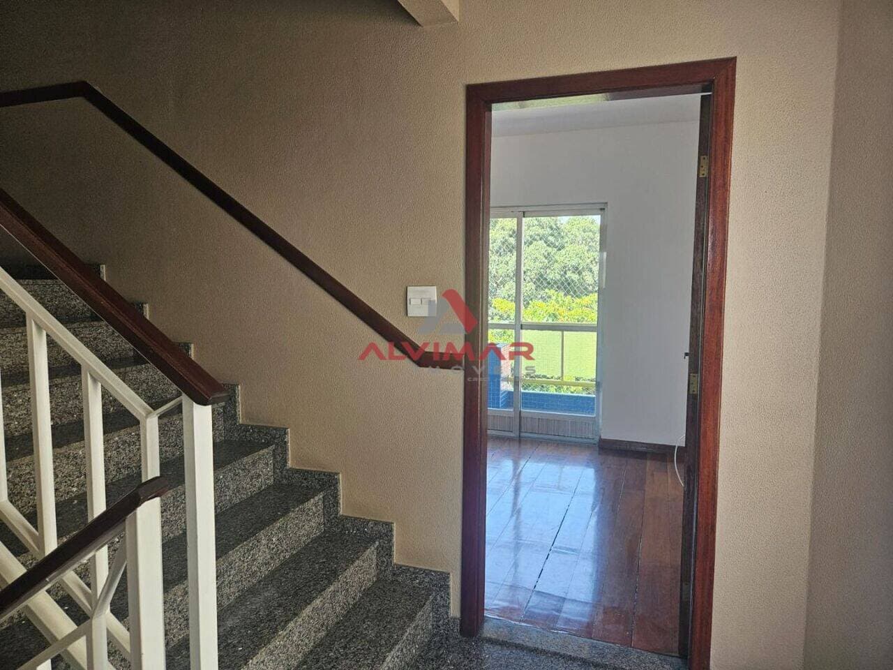 Apartamento com 2 quartos, 70 m² - foto 2