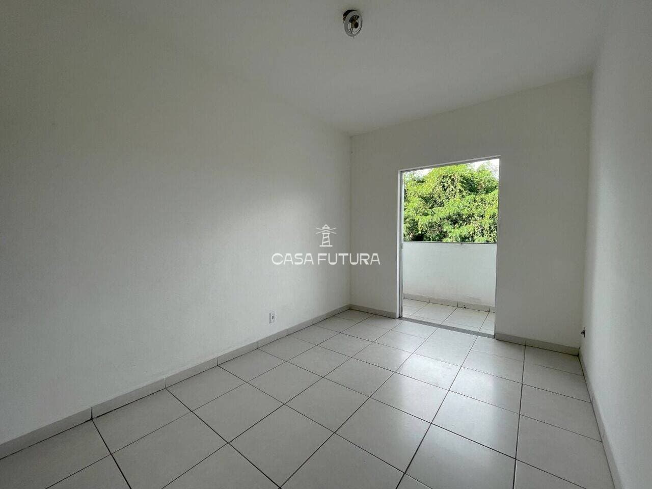 Apartamento com 2 quartos, 95 m² - foto 2