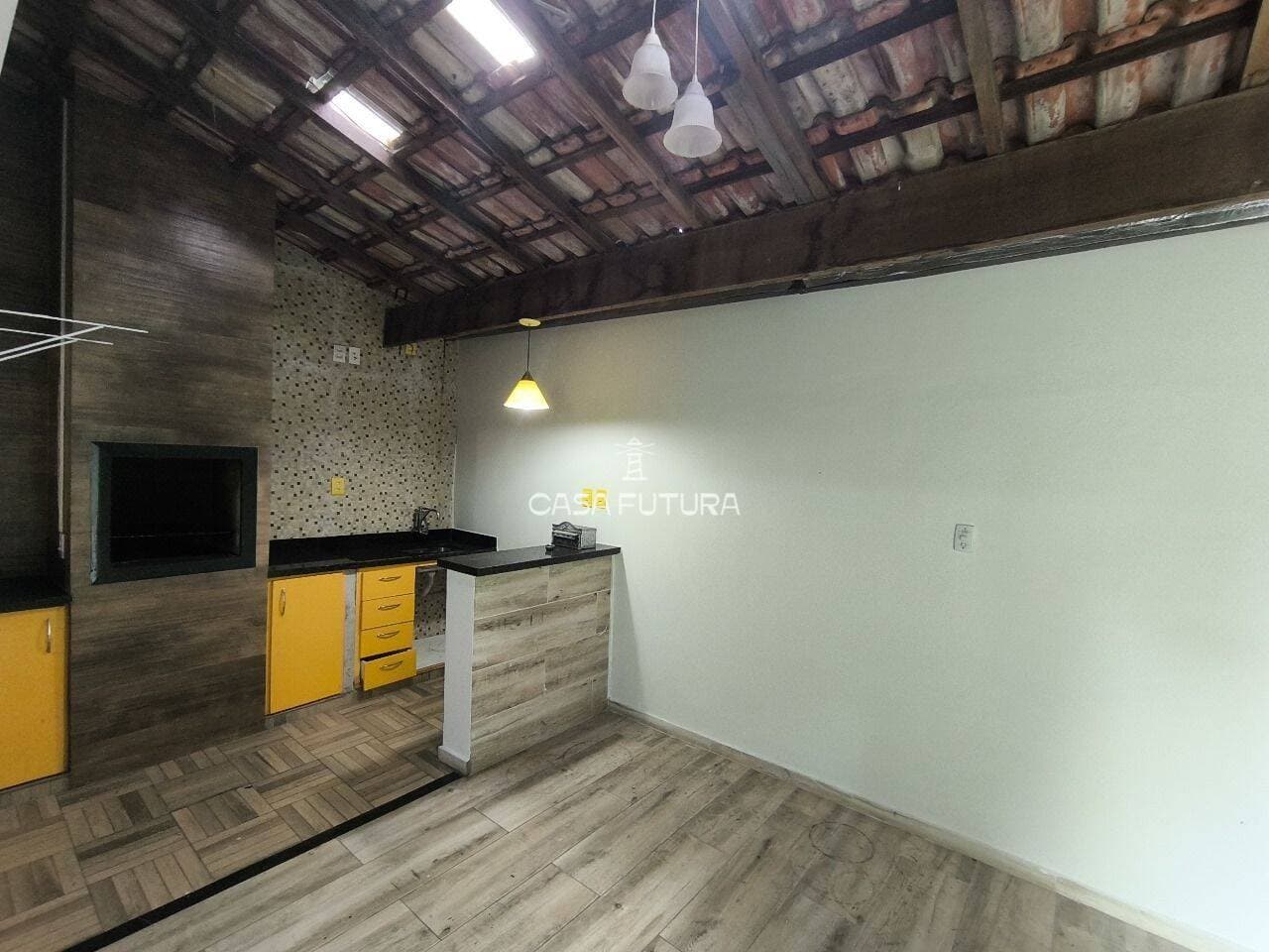 Casa com 3 quartos, 160 m²