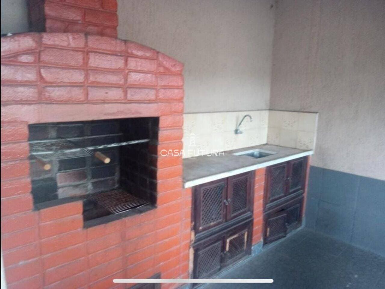 Apartamento com 5 quartos, 209 m² - foto 4