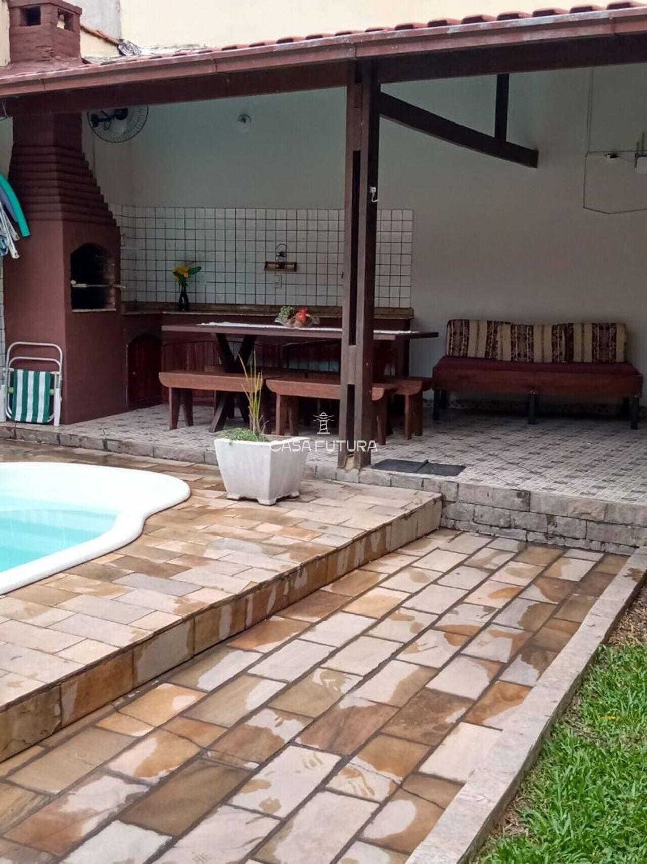 Casa com 3 quartos, 44 m² - foto 9