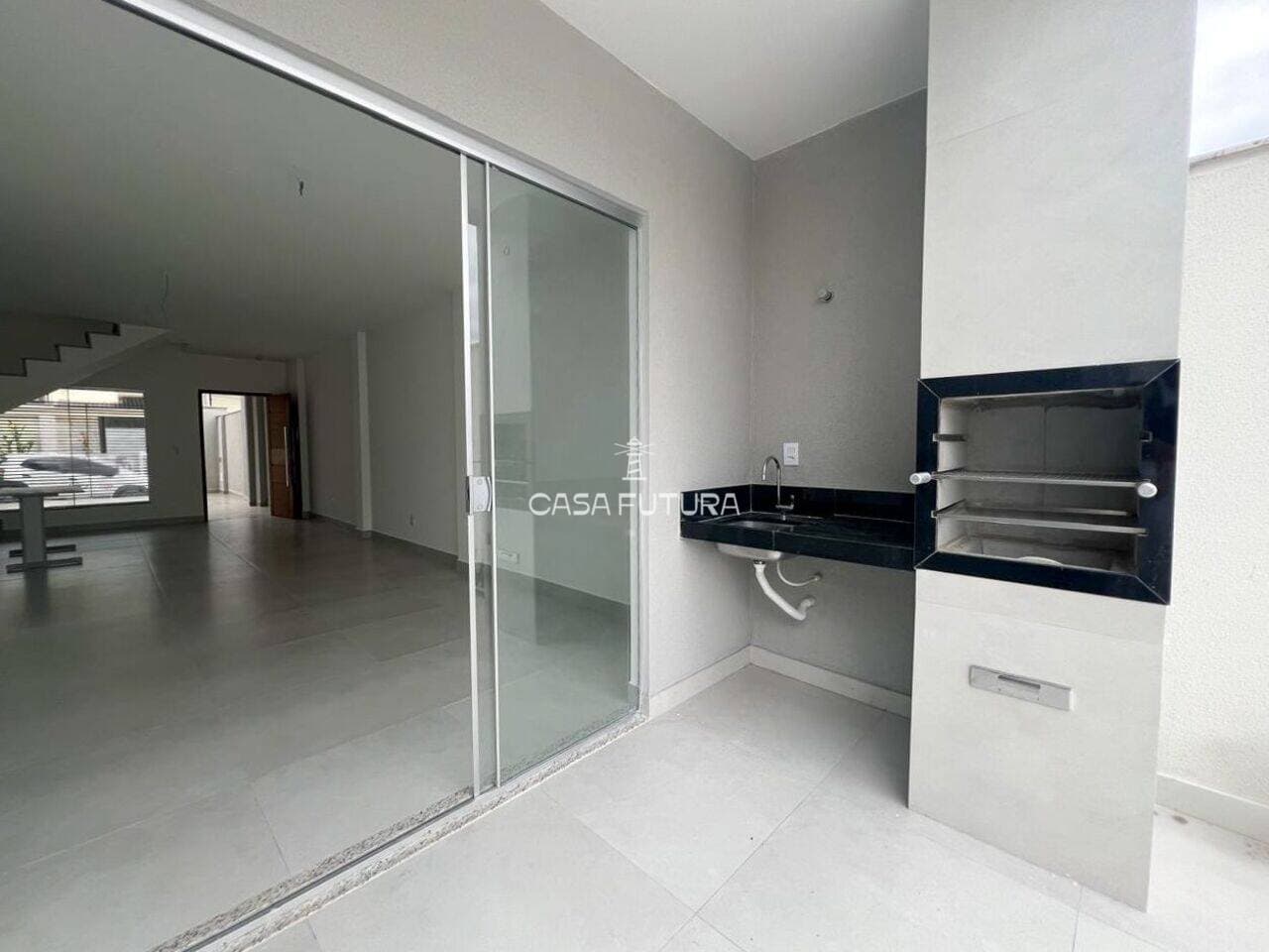 Casa com 3 quartos, 170 m²