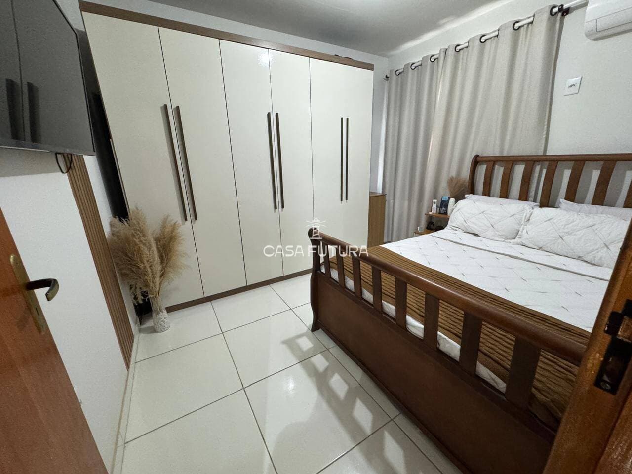 Casa com 2 quartos, 75 m² - foto 4