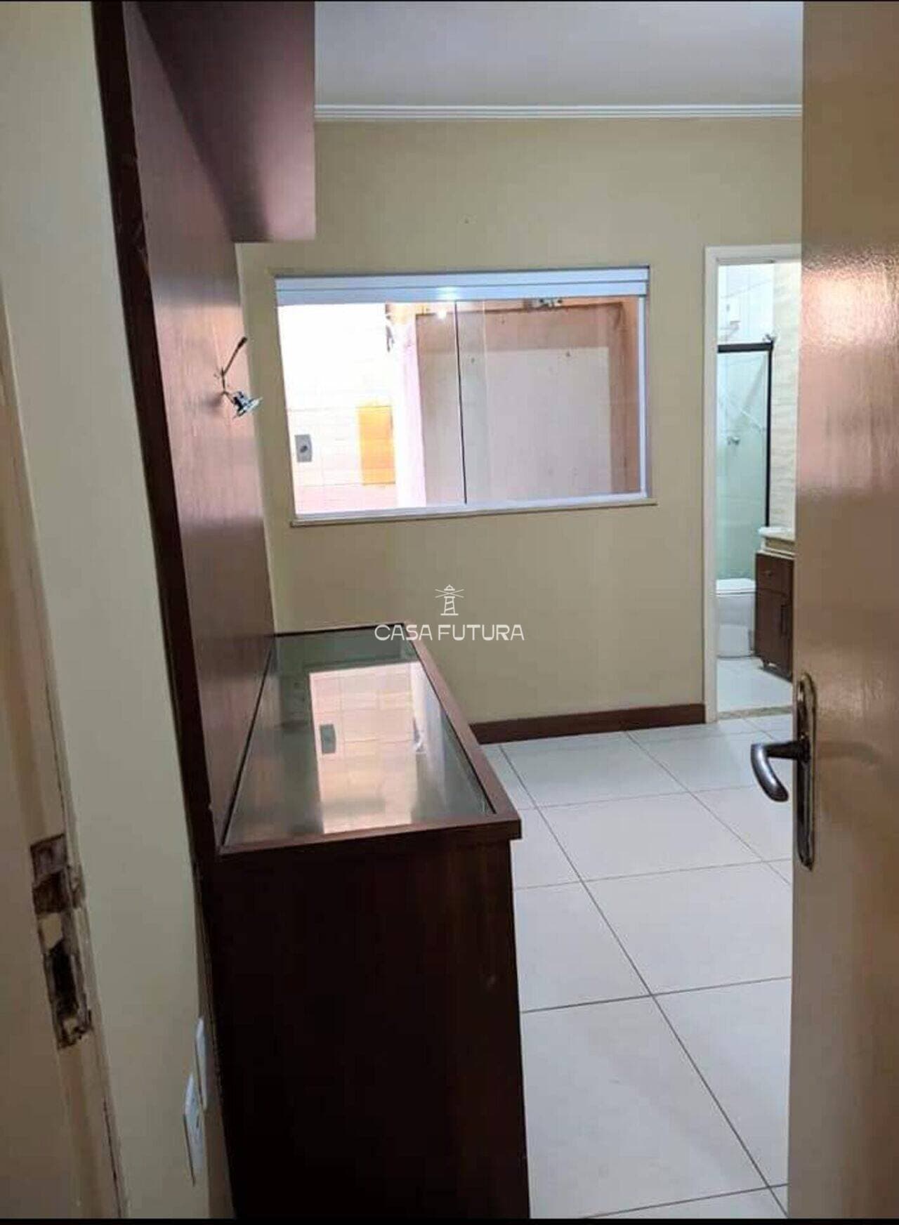 Casa com 3 quartos, 207 m² - foto 9