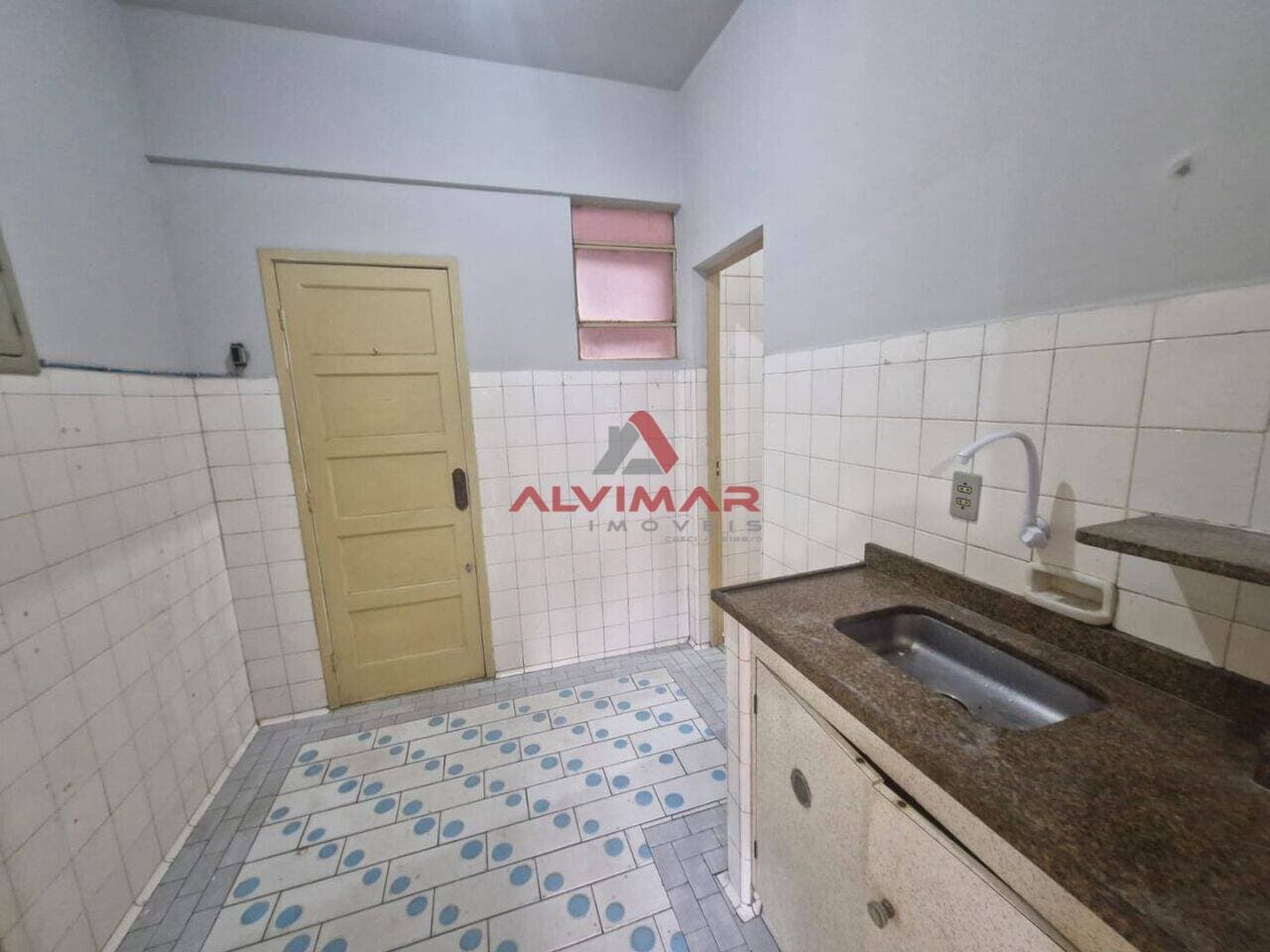 Apartamento com 2 quartos, 83 m² - foto 9