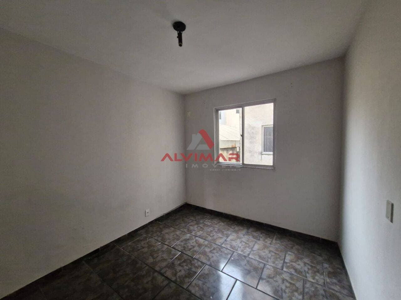 Apartamento com 2 quartos, 50 m² - foto 4