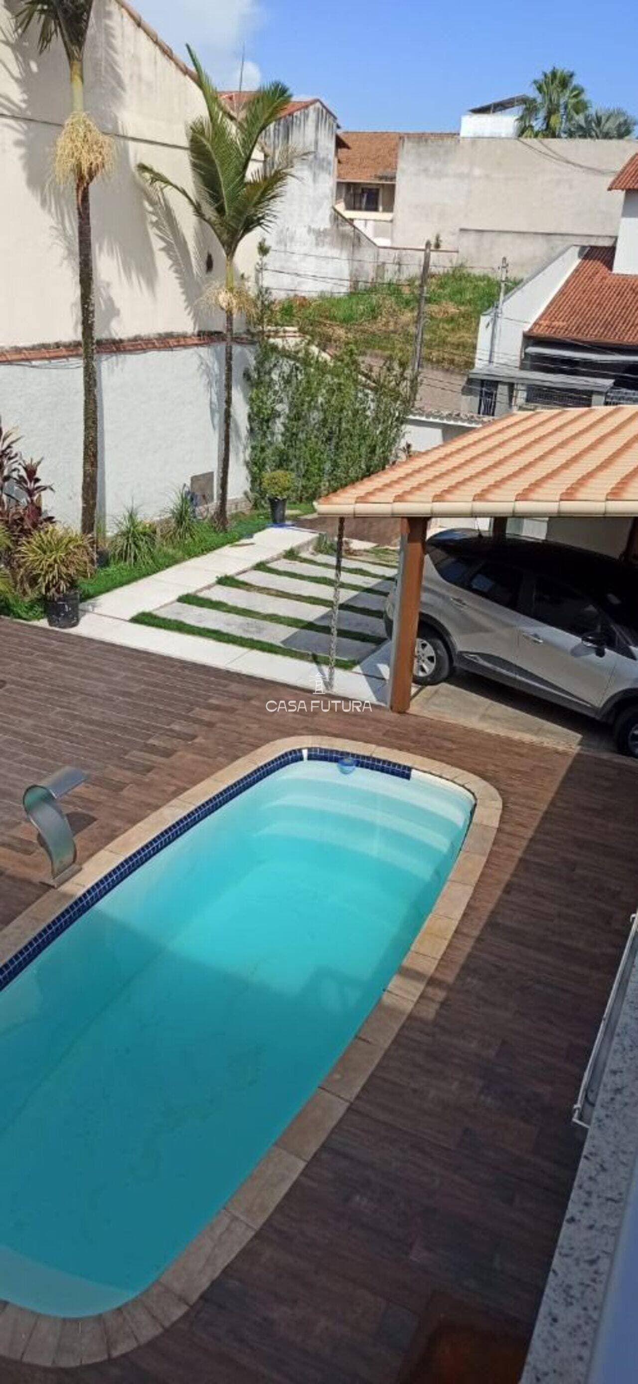 Casa com 3 quartos, 168 m²