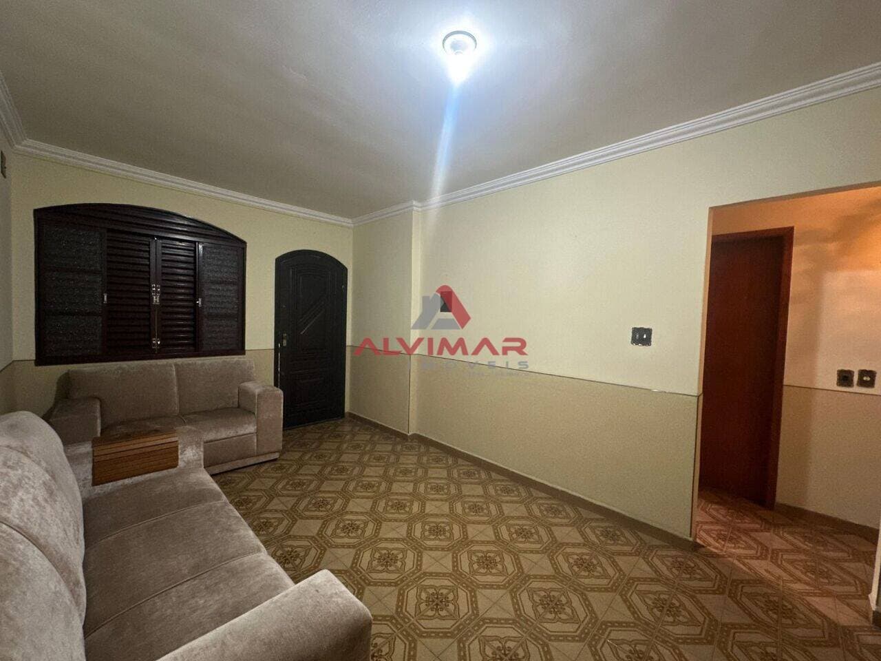 Casa com 3 quartos, 218 m² - foto 6