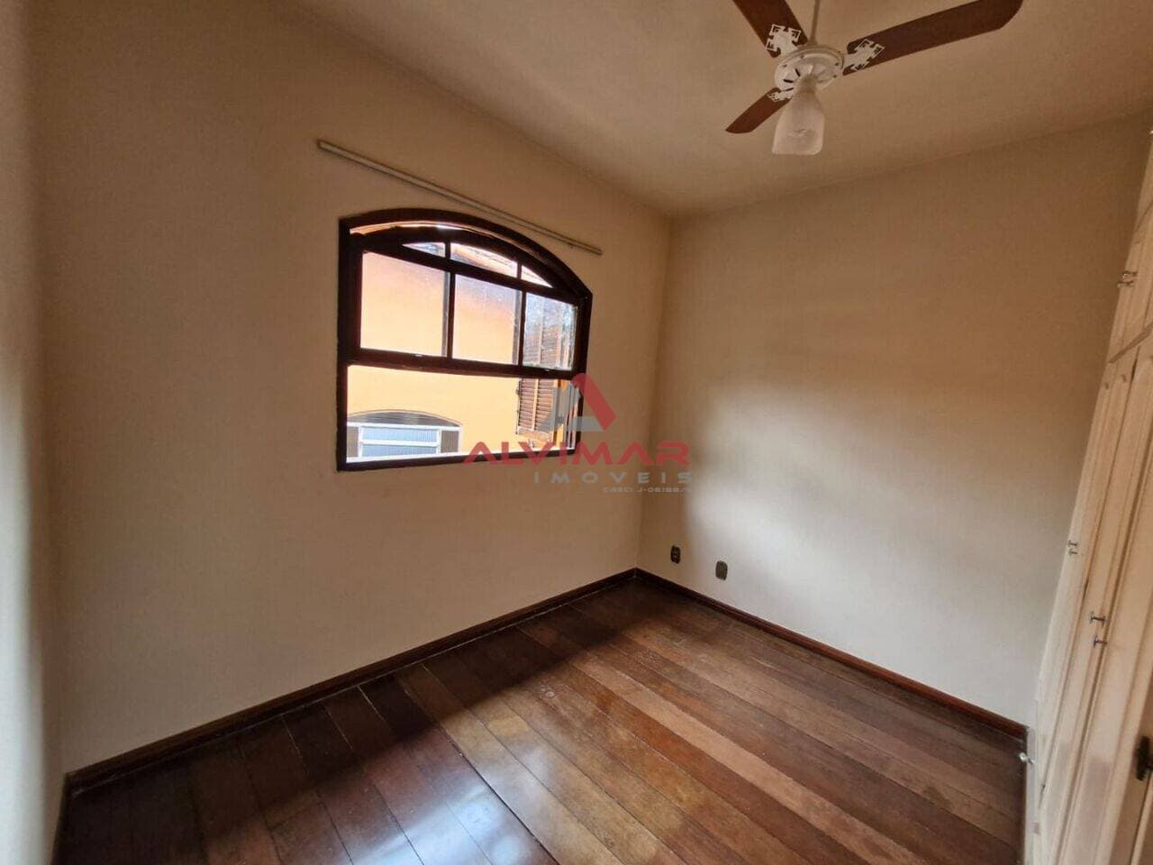 Apartamento com 3 quartos, 163 m² - foto 6