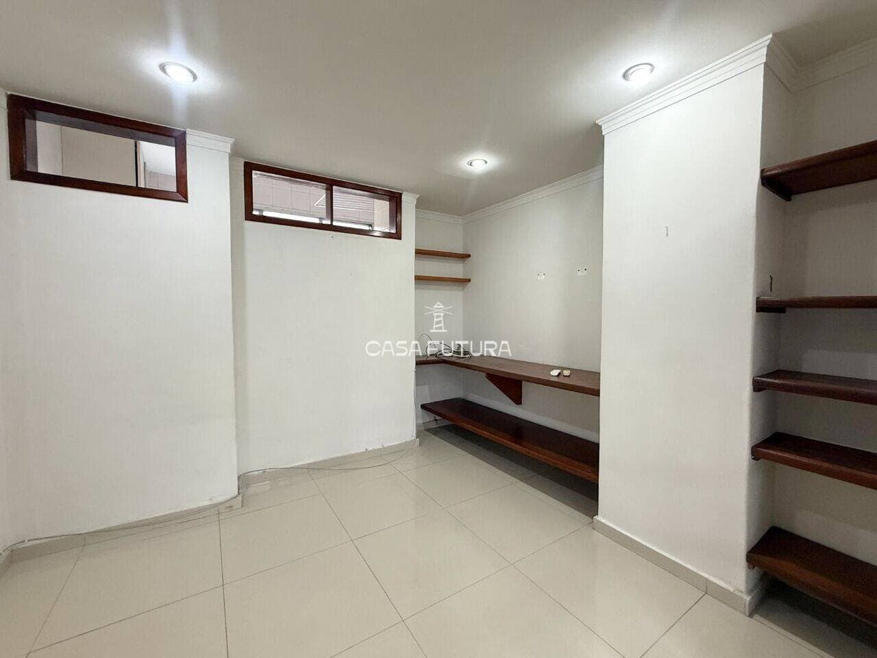 Apartamento com 2 quartos, 125 m² - foto 4