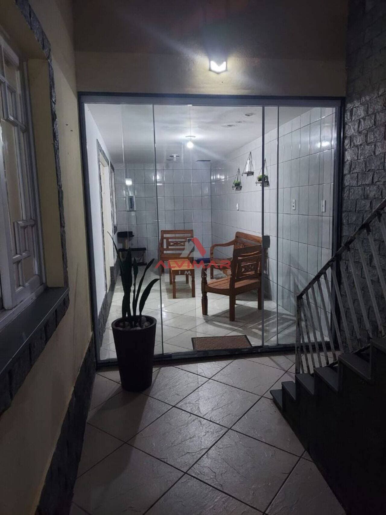 Apartamento com 2 quartos, 62 m² - foto 3