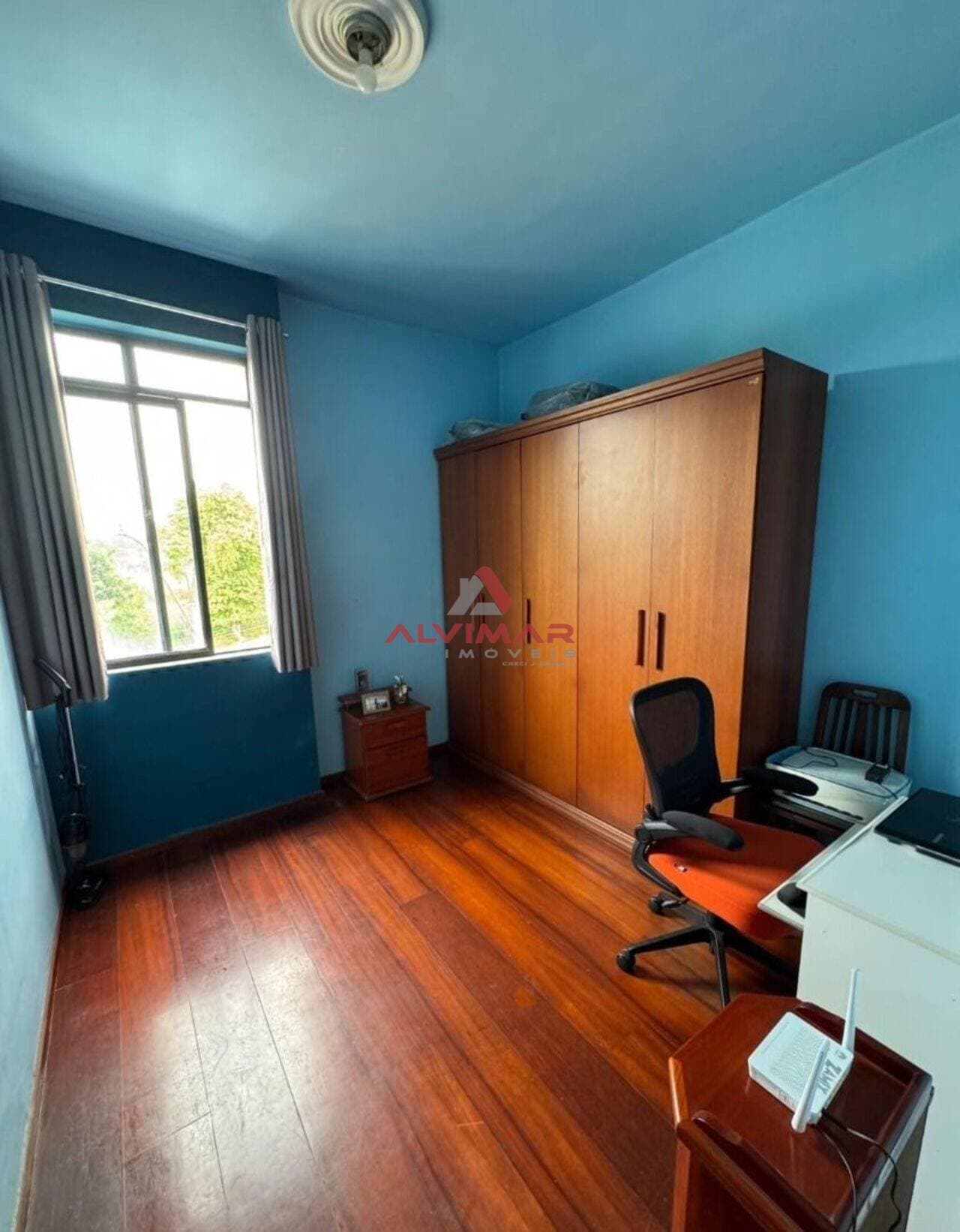Apartamento com 2 quartos, 66 m² - foto 4