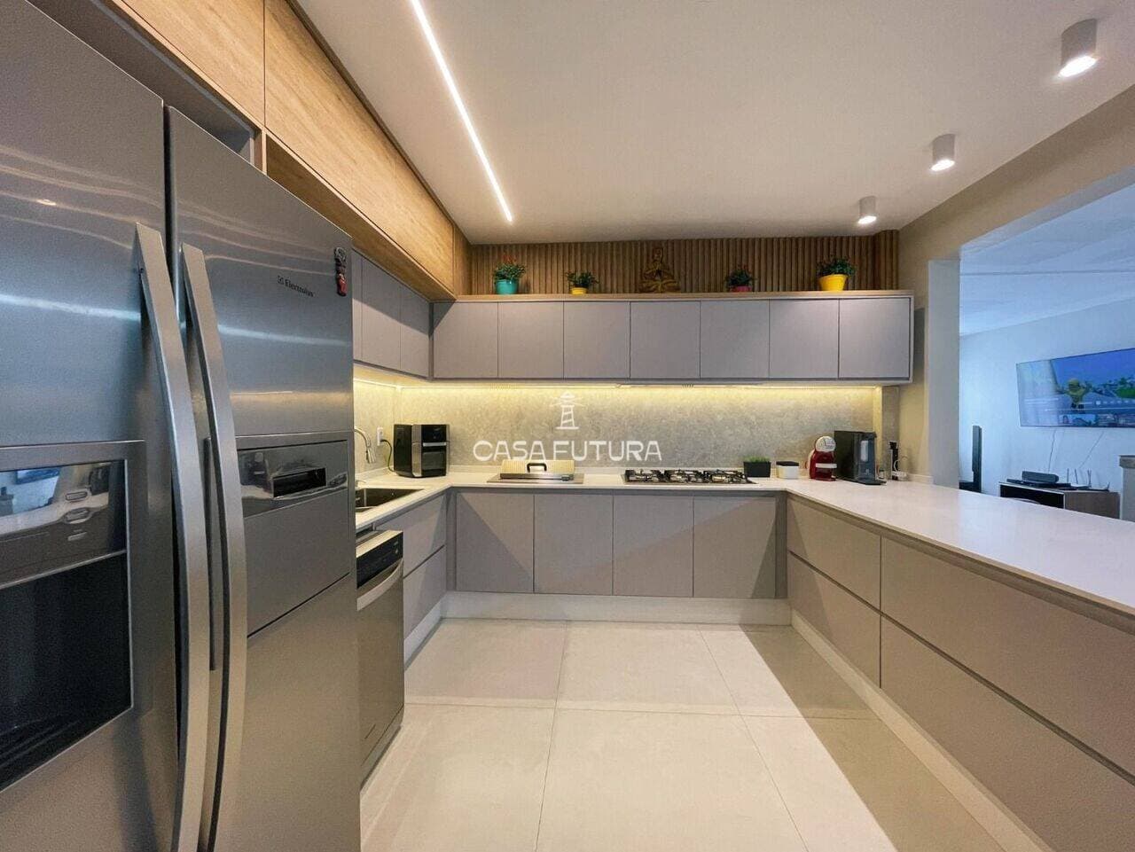 Apartamento com 3 quartos, 273 m² - foto 5