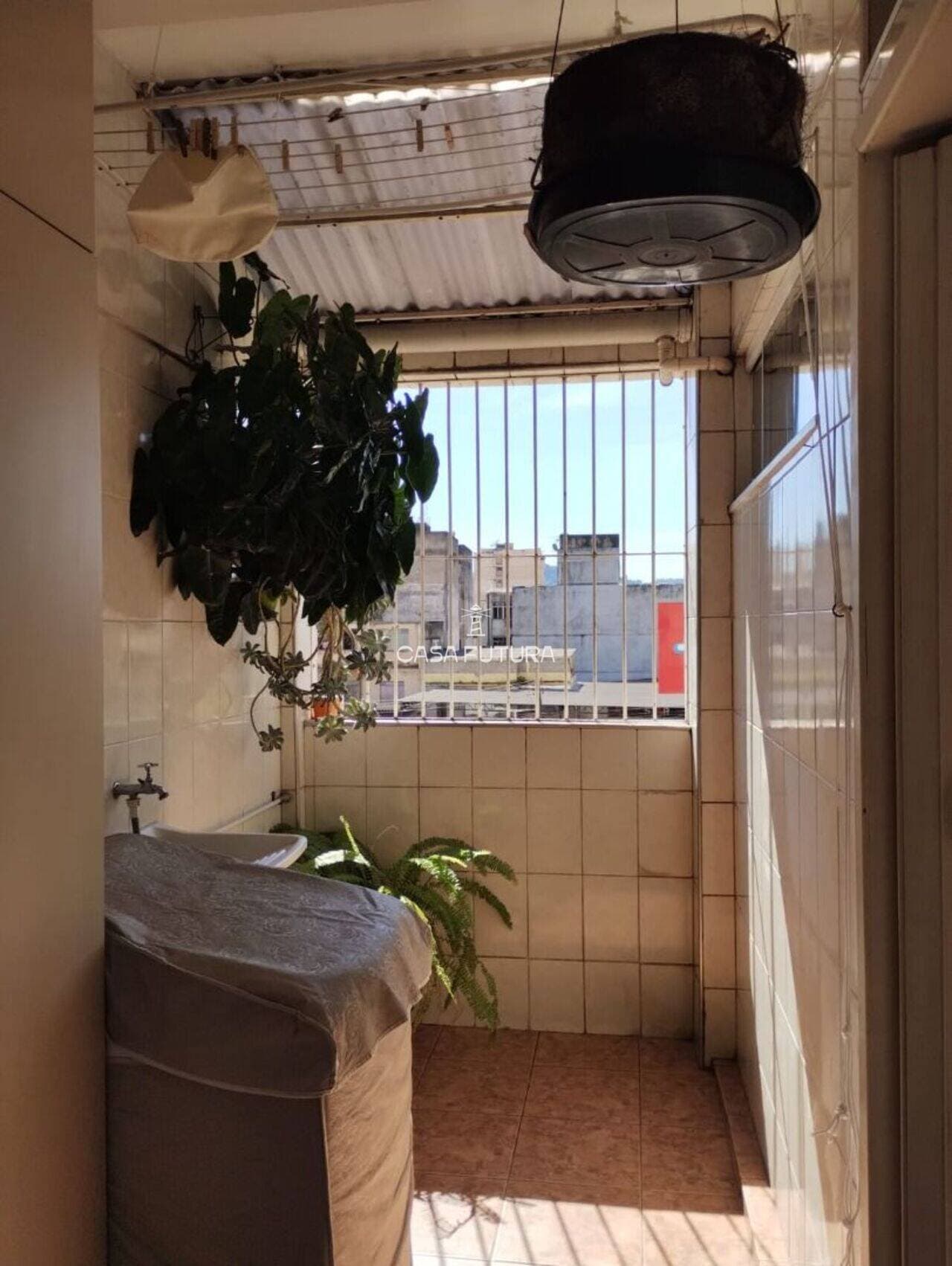 Apartamento com 3 quartos, 94 m² - foto 4