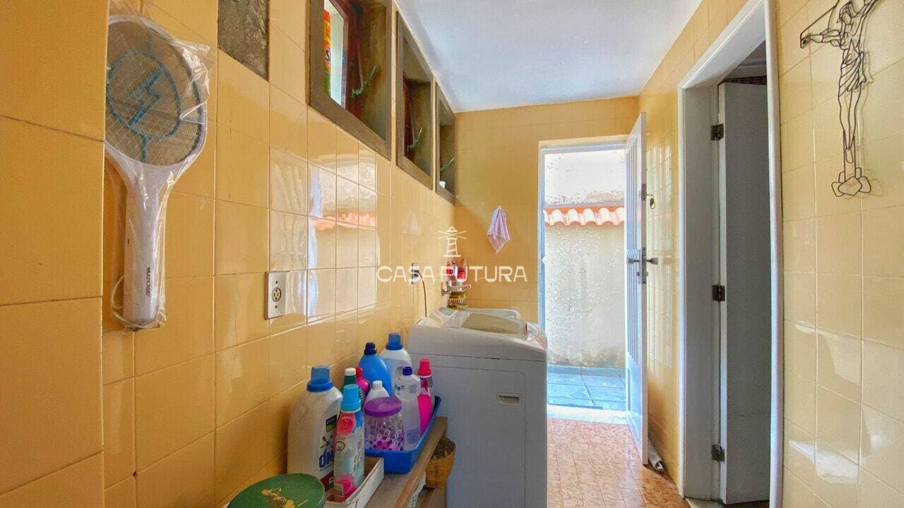 Casa com 4 quartos, 215 m² - foto 6