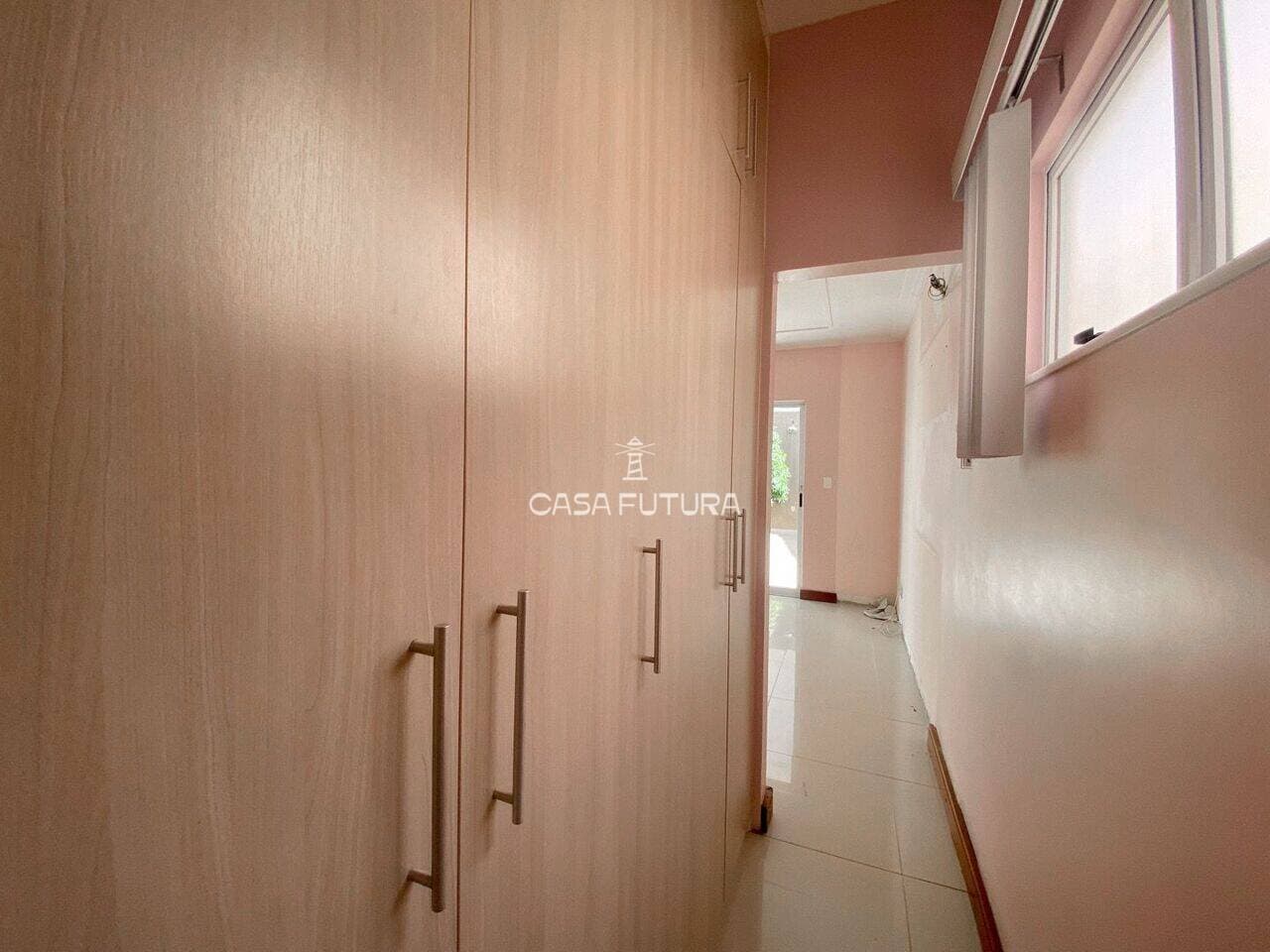 Casa com 3 quartos, 171 m² - foto 7