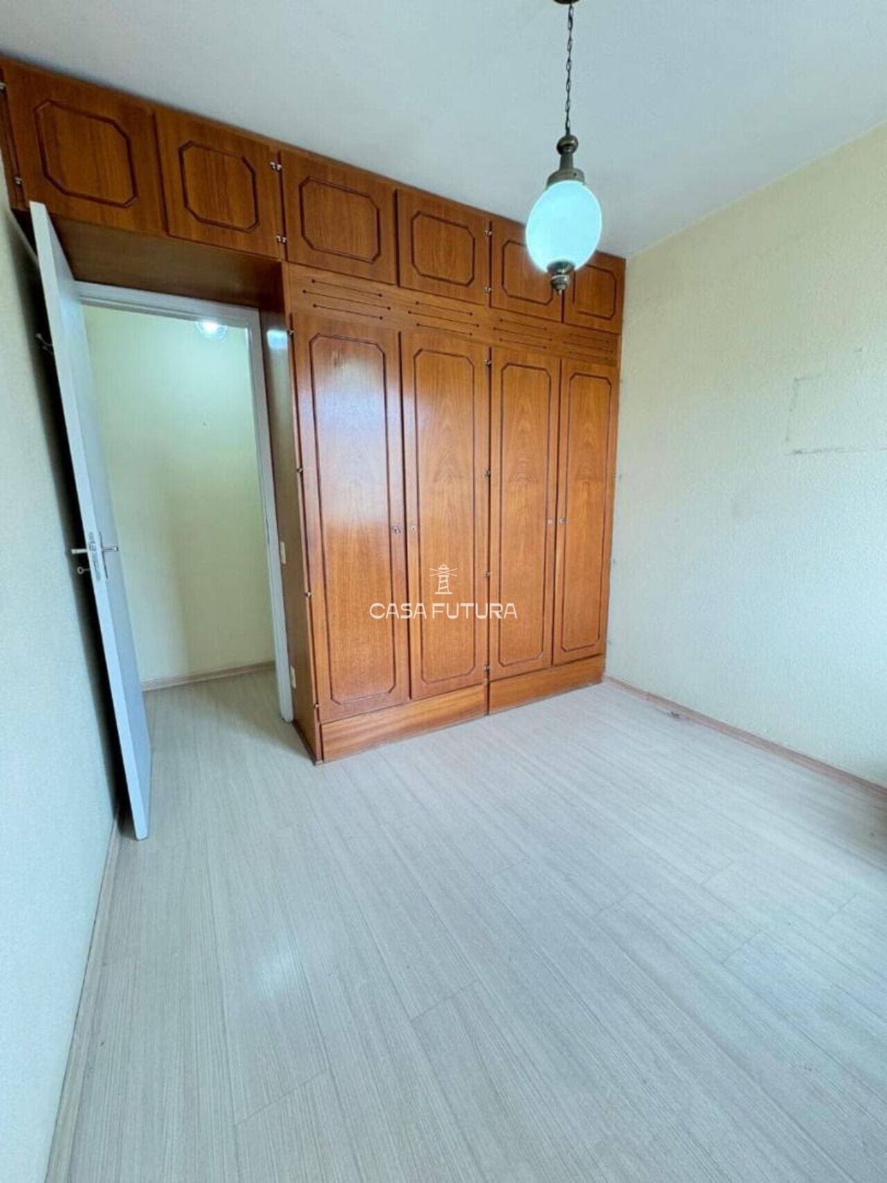 Apartamento com 3 quartos, 60 m² - foto 3