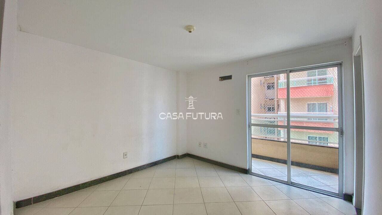 Apartamento com 2 quartos, 69 m²