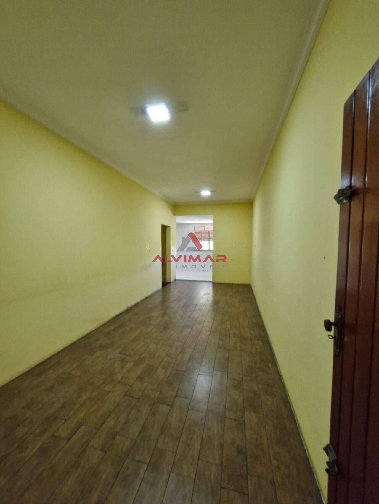 Casa com 4 quartos, 350 m² - foto 4