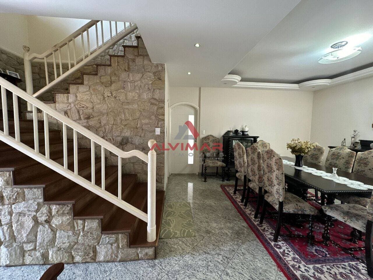 Casa com 4 quartos, 360 m² - foto 7