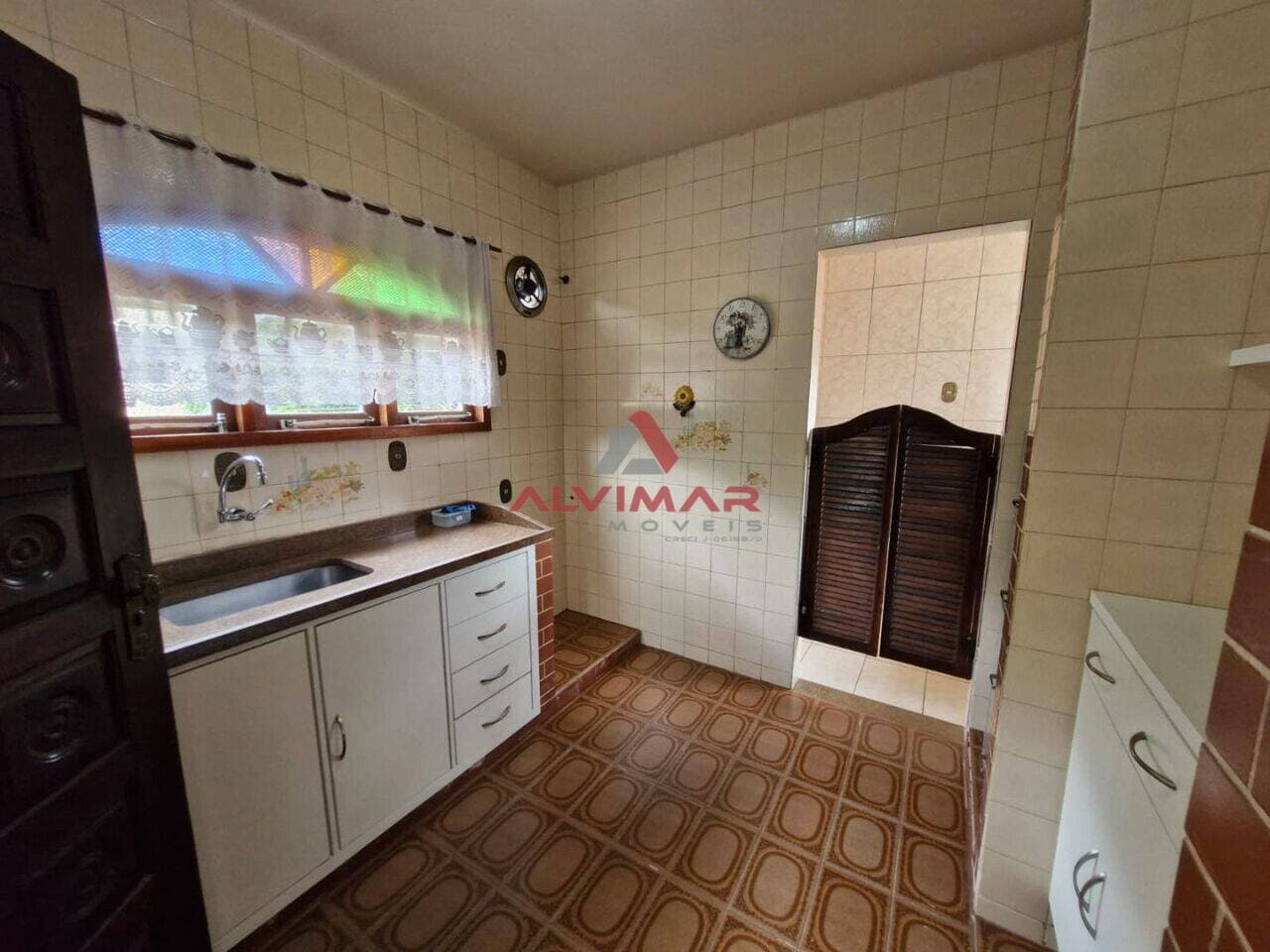 Apartamento com 3 quartos, 163 m² - foto 9