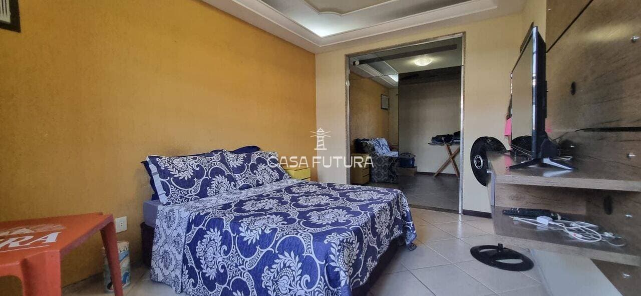 Casa com 3 quartos, 255 m² - foto 7