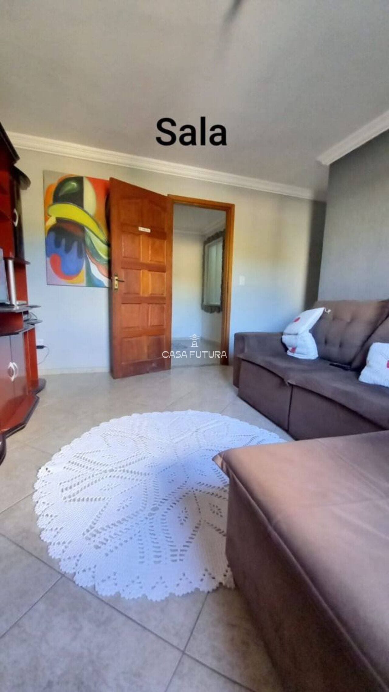 Casa com 6 quartos, 253 m²