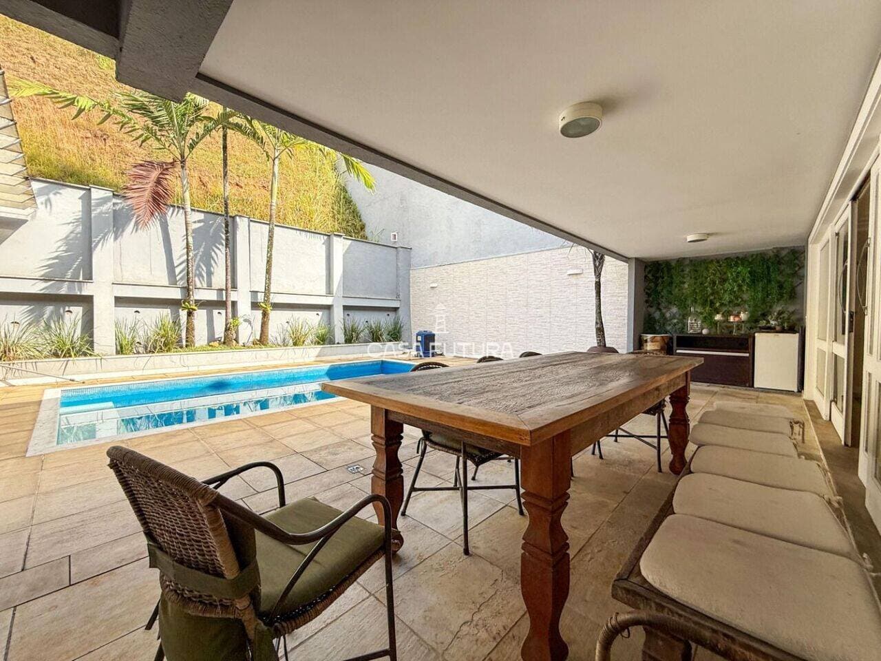 Casa com 4 quartos, 515 m² - foto 9