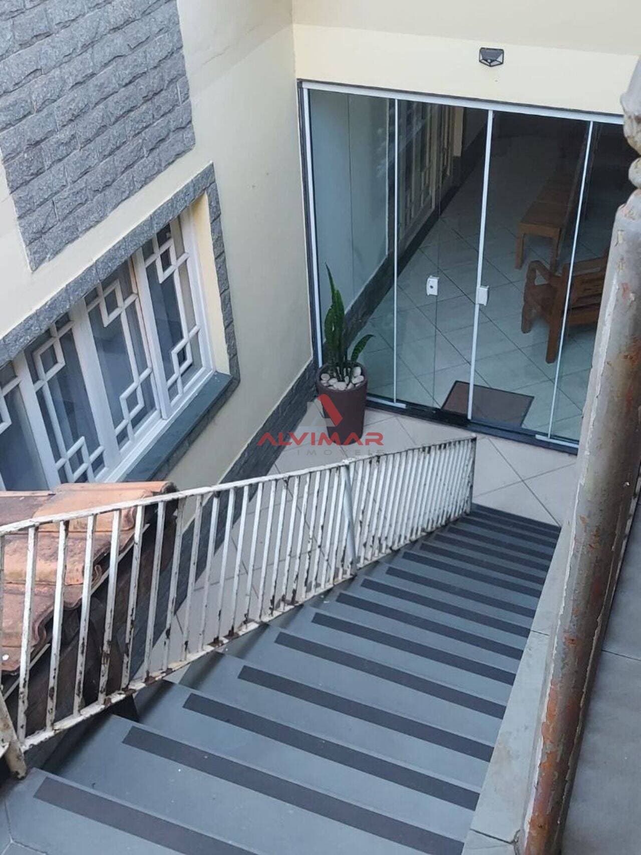 Apartamento com 2 quartos, 62 m² - foto 4