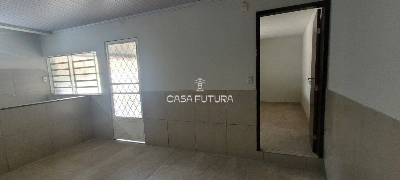 Casa com 3 quartos, 144 m² - foto 4