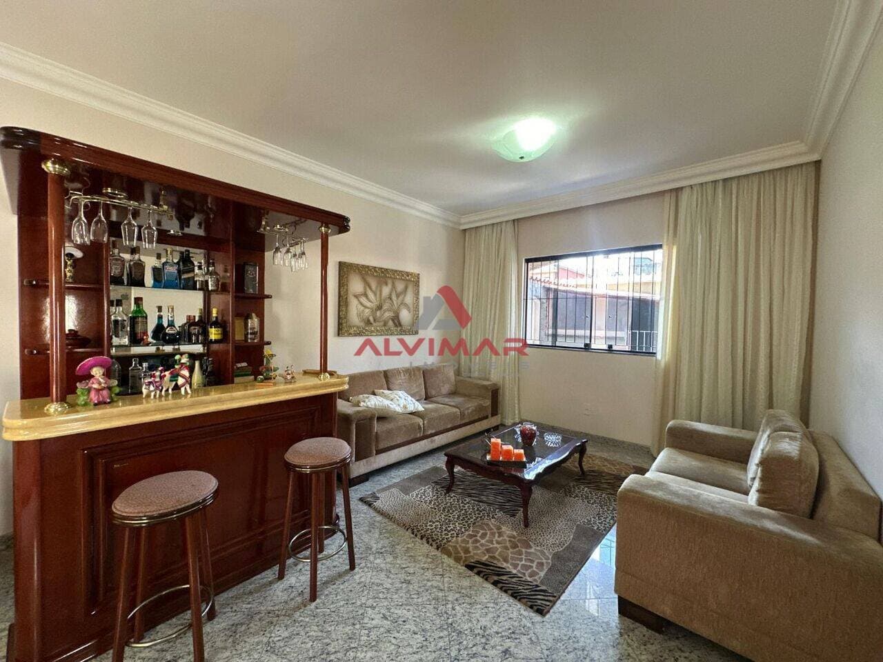 Casa com 4 quartos, 360 m² - foto 2