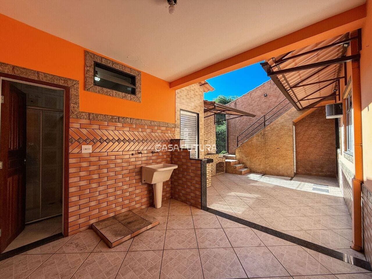 Casa com 4 quartos, 114 m² - foto 6