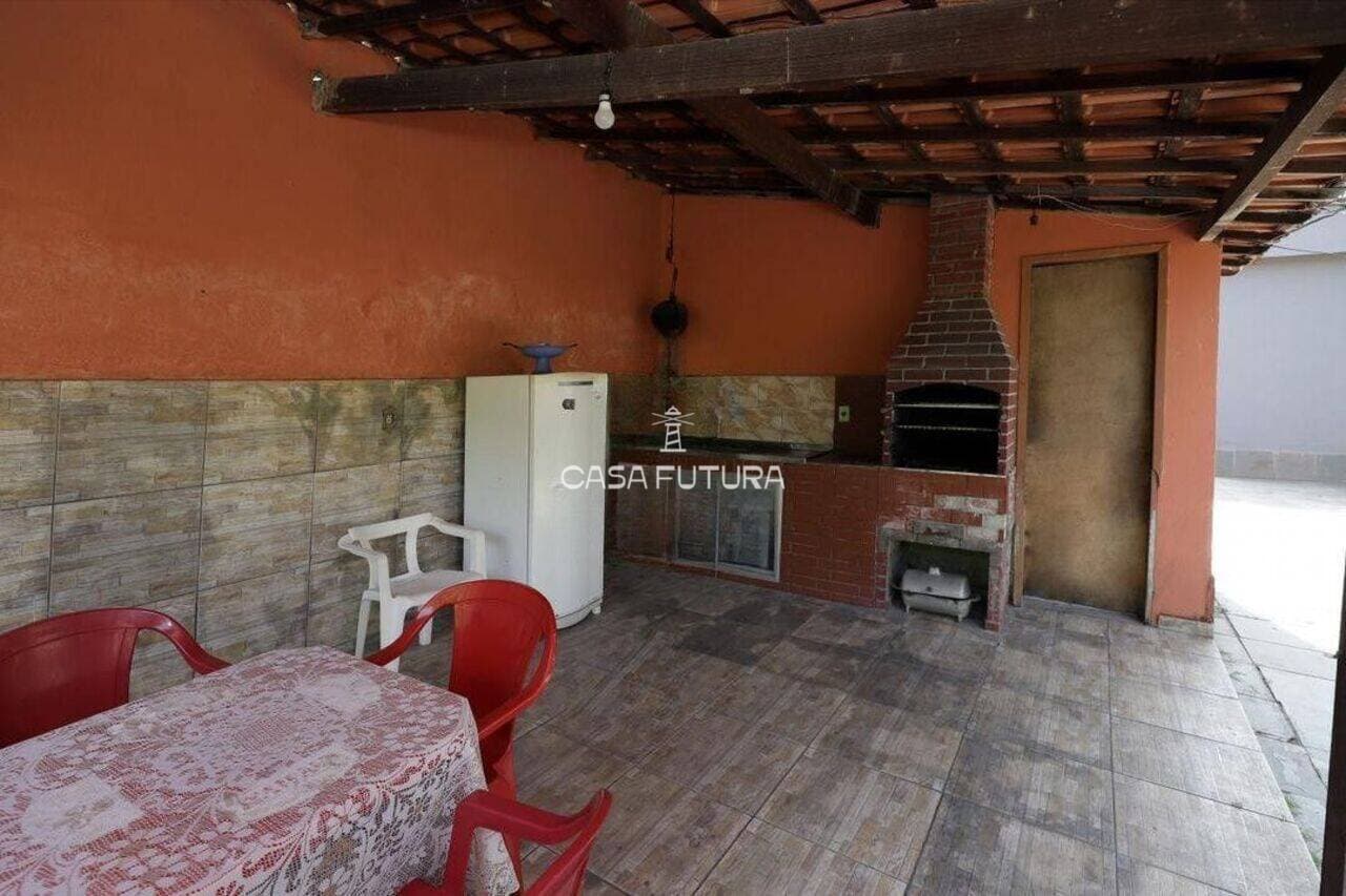 Casa com 4 quartos, 143 m² - foto 6