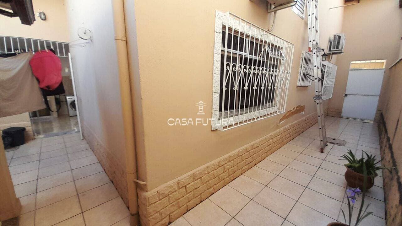 Casa com 3 quartos, 132 m² - foto 3