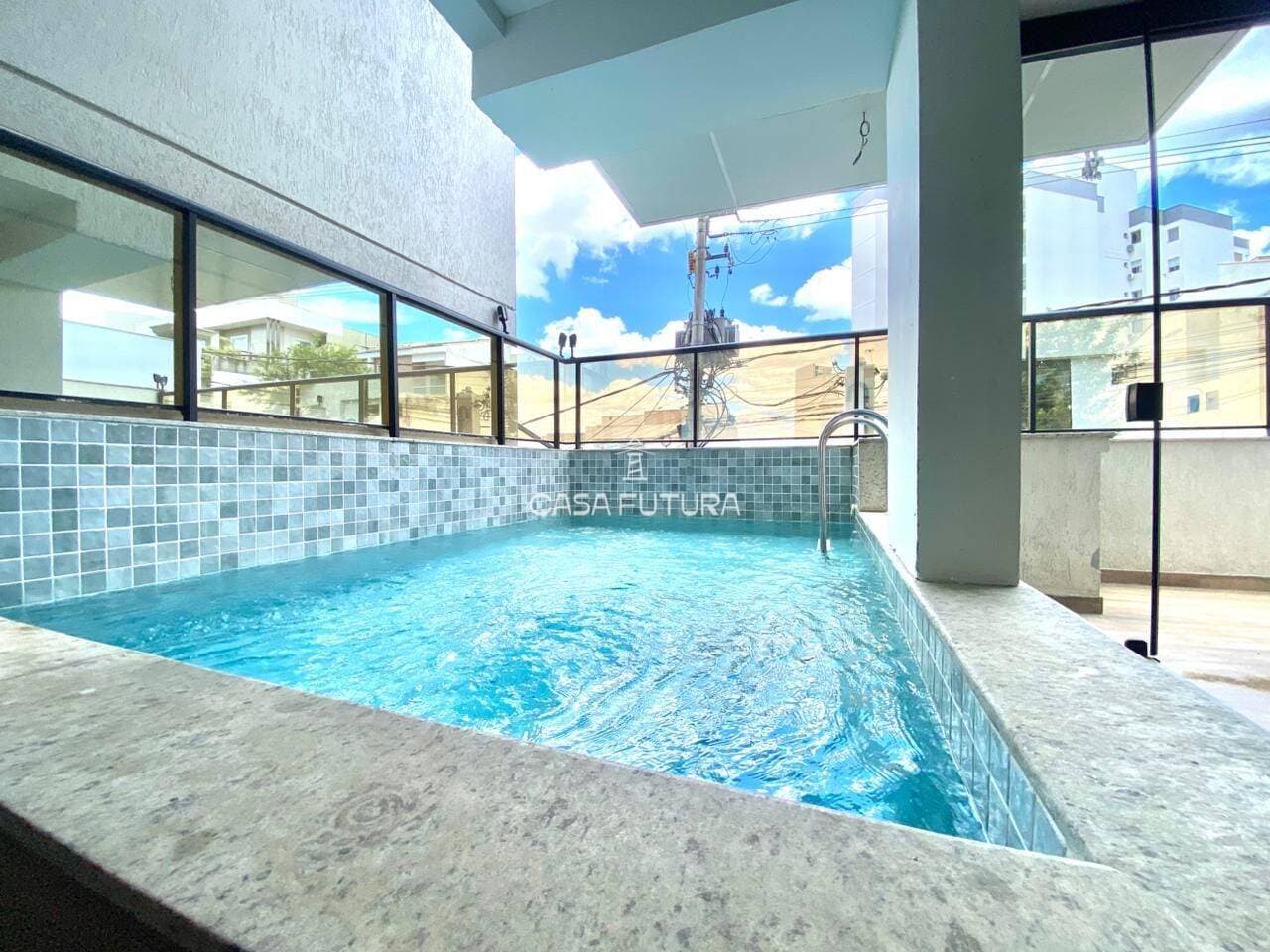 Apartamento garden com 2 quartos, 107 m²