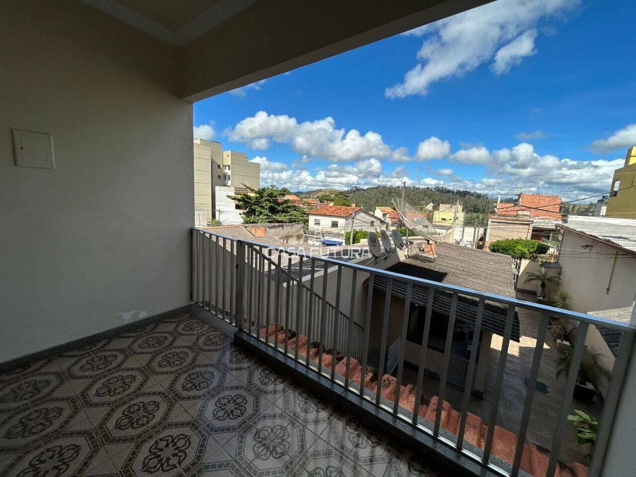 Casa com 4 quartos, 193 m² - foto 9